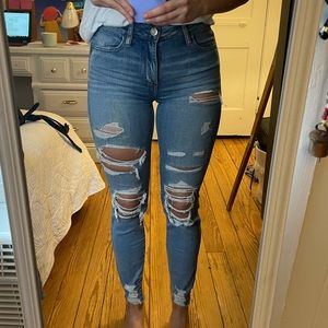 American Eagle High Rise Skinny Jeans